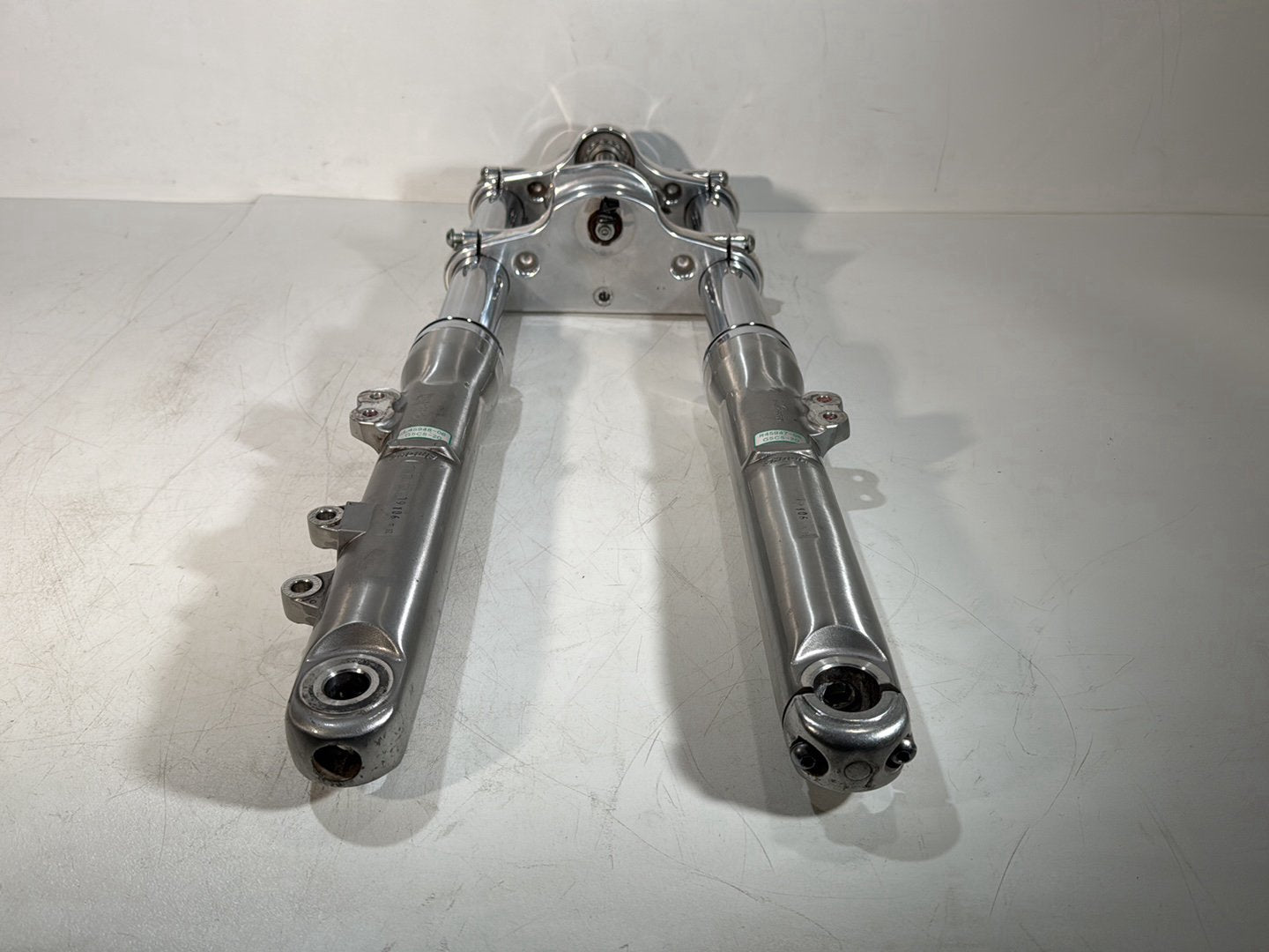 2007 - 2017 Harley-Davidson Dyna Super Glide Custom Front Triple Tree Set & LH RH Fork Legs Sliders 45538-06A