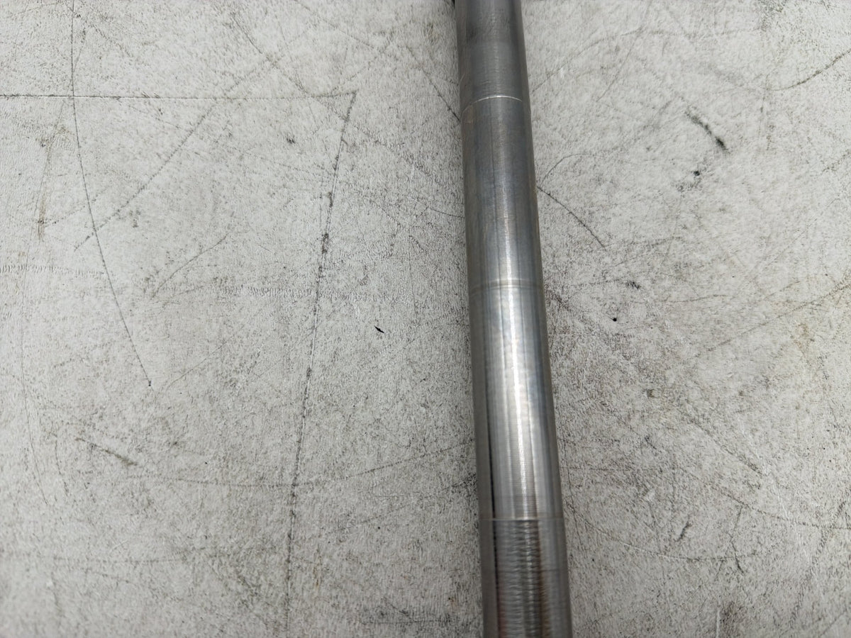2004 Harley Heritage Softail Classic FLSTCI OEM Front Wheel Axle Bolt Shaft