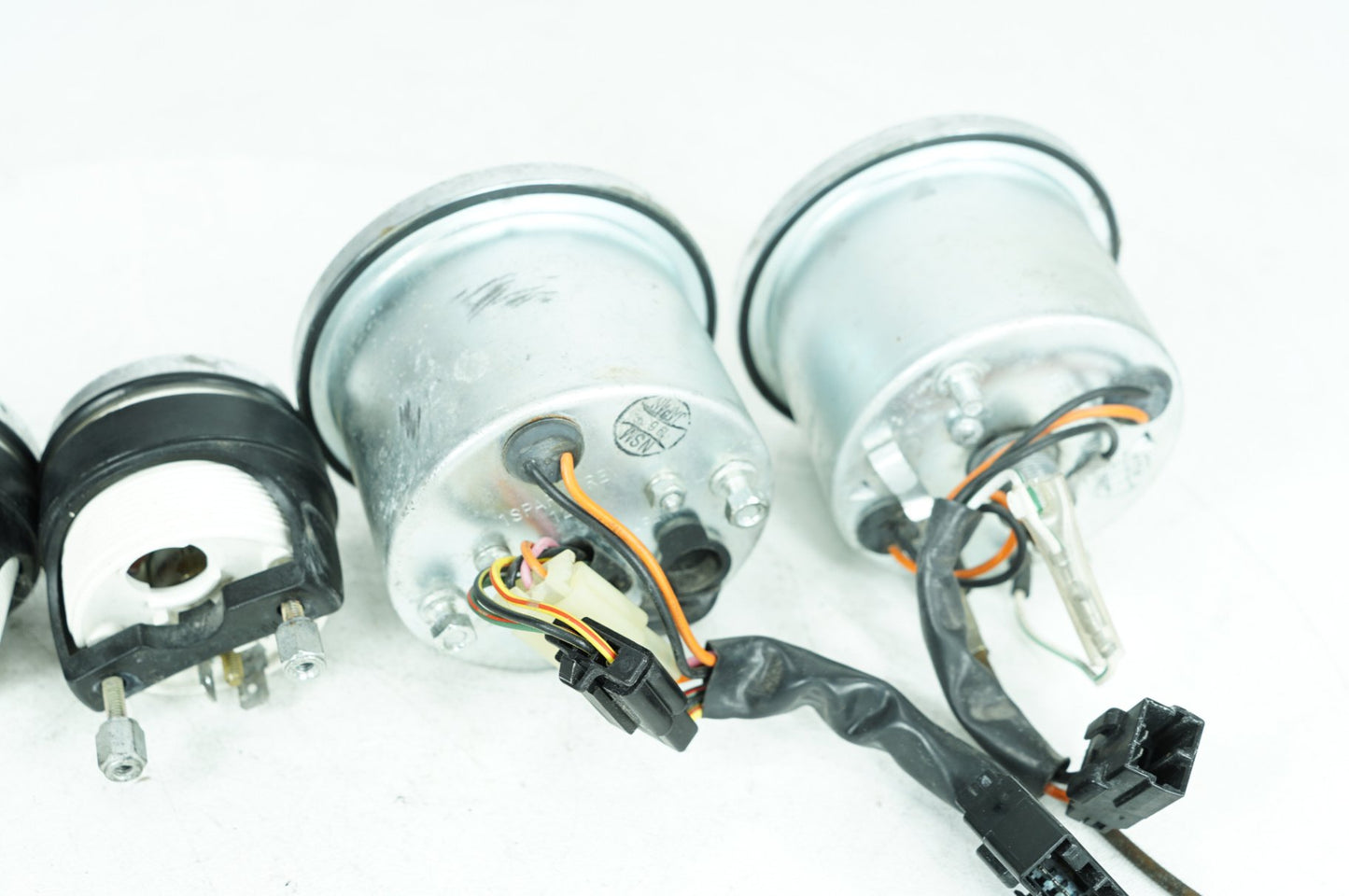 1984 - 1998 Harley-Davidson Touring Electra Glide Ultra Air Oil Volt Fuel Tacho Speedo Gauges  	67349-96