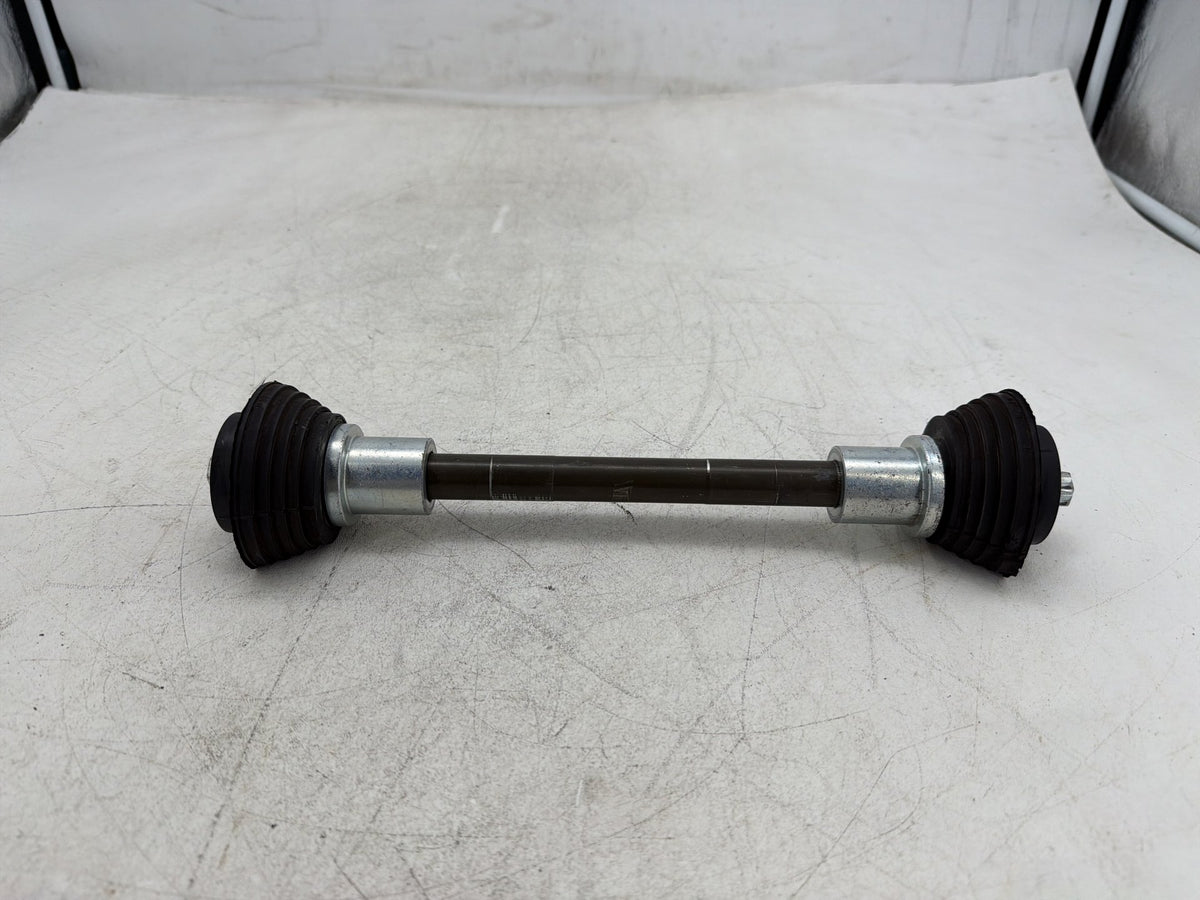 09 Harley Electra Touring CVO Screamin Eagle Rear Fork Swingarm Pivot Bolt Shaft