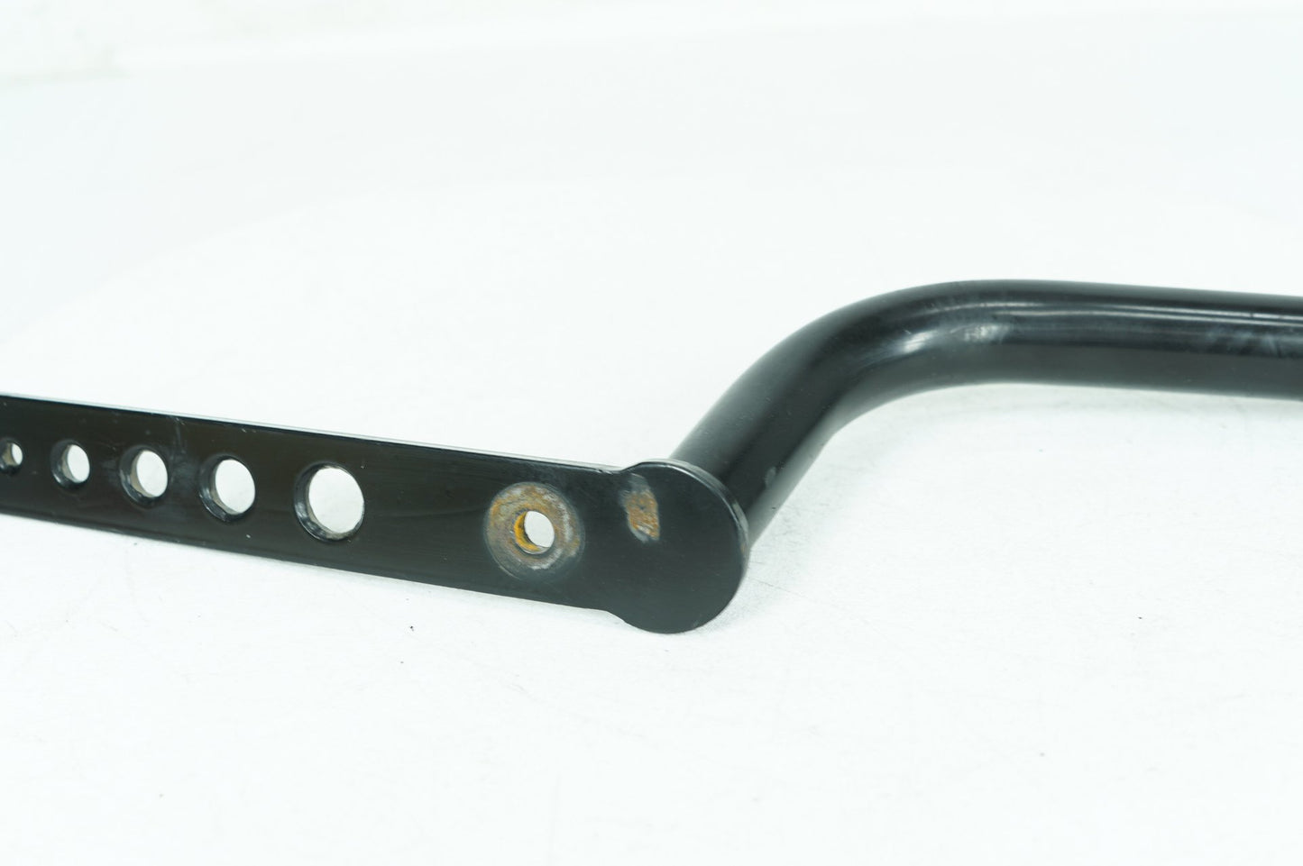 1999 - 2006 Harley-Davidson Dyna Low Rider Exhaust Muffler Interconnect Bracket Support Bar   65674-95