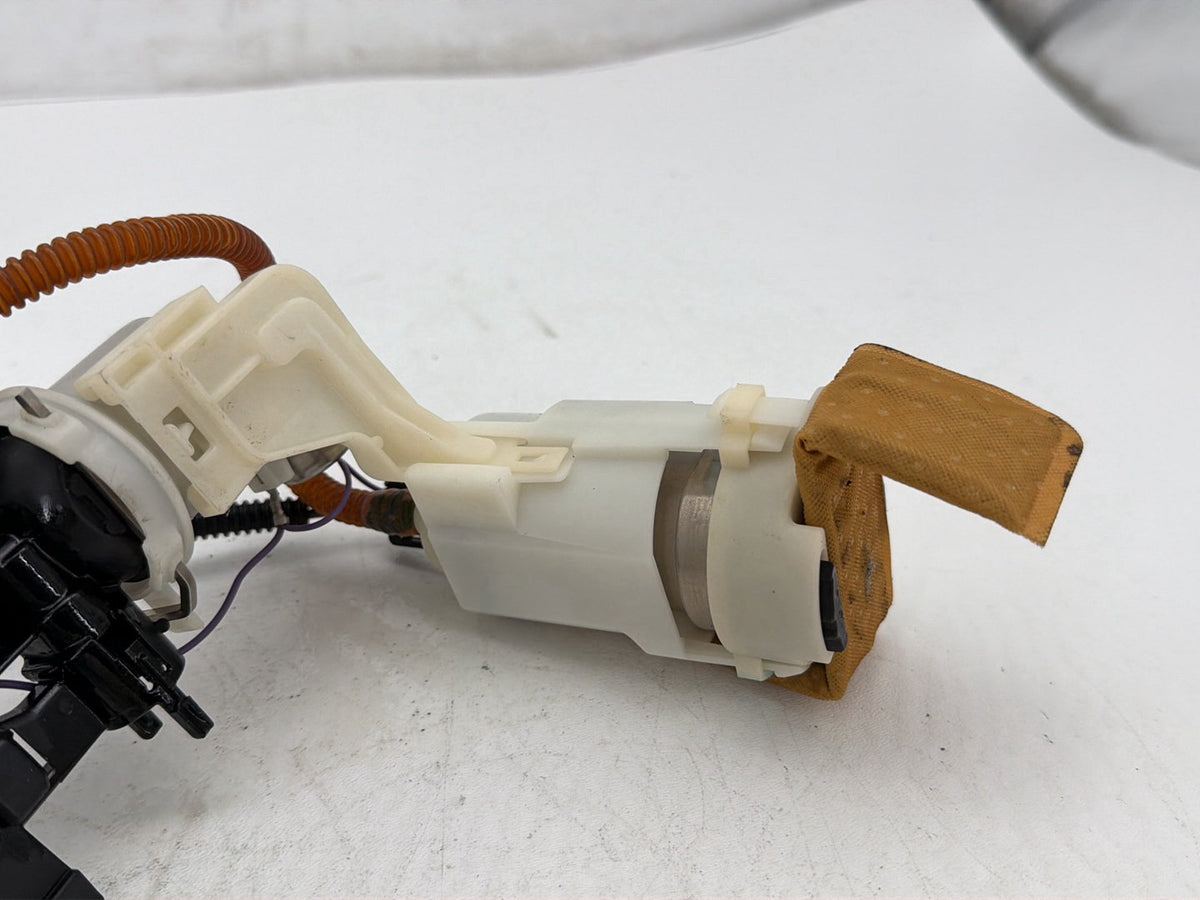 2007 Harley Dyna Street Bob FXDBI OEM Fuel Pump Gas Gasoline Petrol Sending