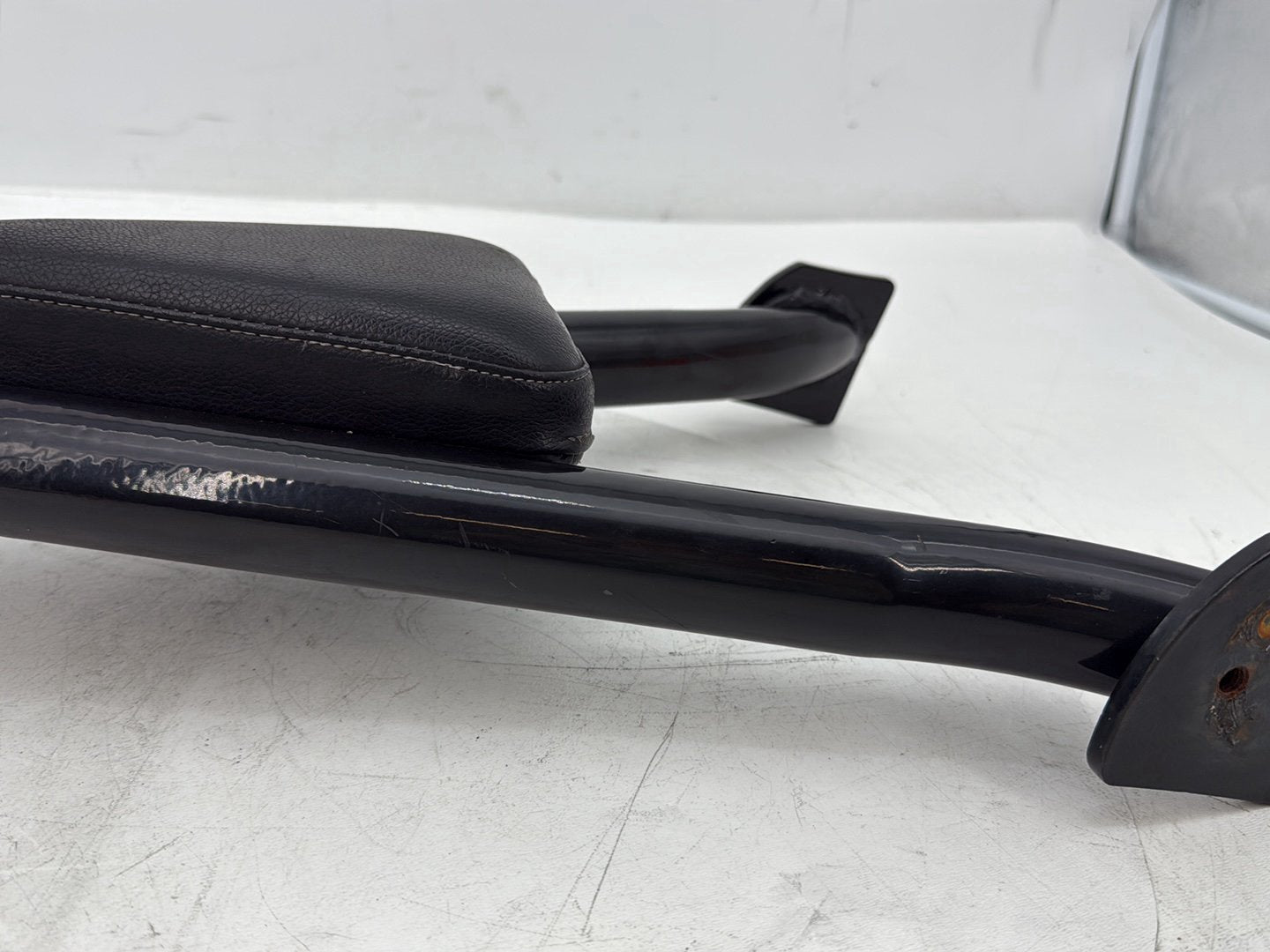 2008 Harley Electra Glide Touring Ultra Rear Sissy Bar w/ Backrest Cushion Pad