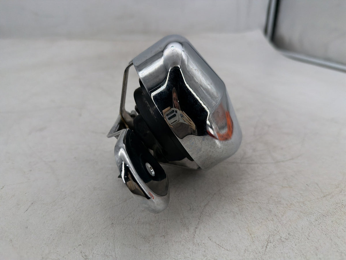 2013 Harley Electra Glide Touring FLHTCU OEM Horn Signal Klaxon Chrome Cover
