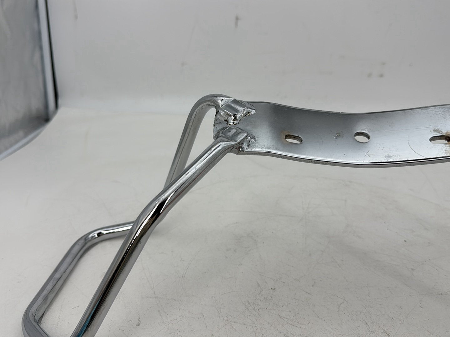 1999 - 2006 Harley-Davidson Touring Electra Glide Rear Passenger Handrail Grab Bar Hand Rail  	91583-99