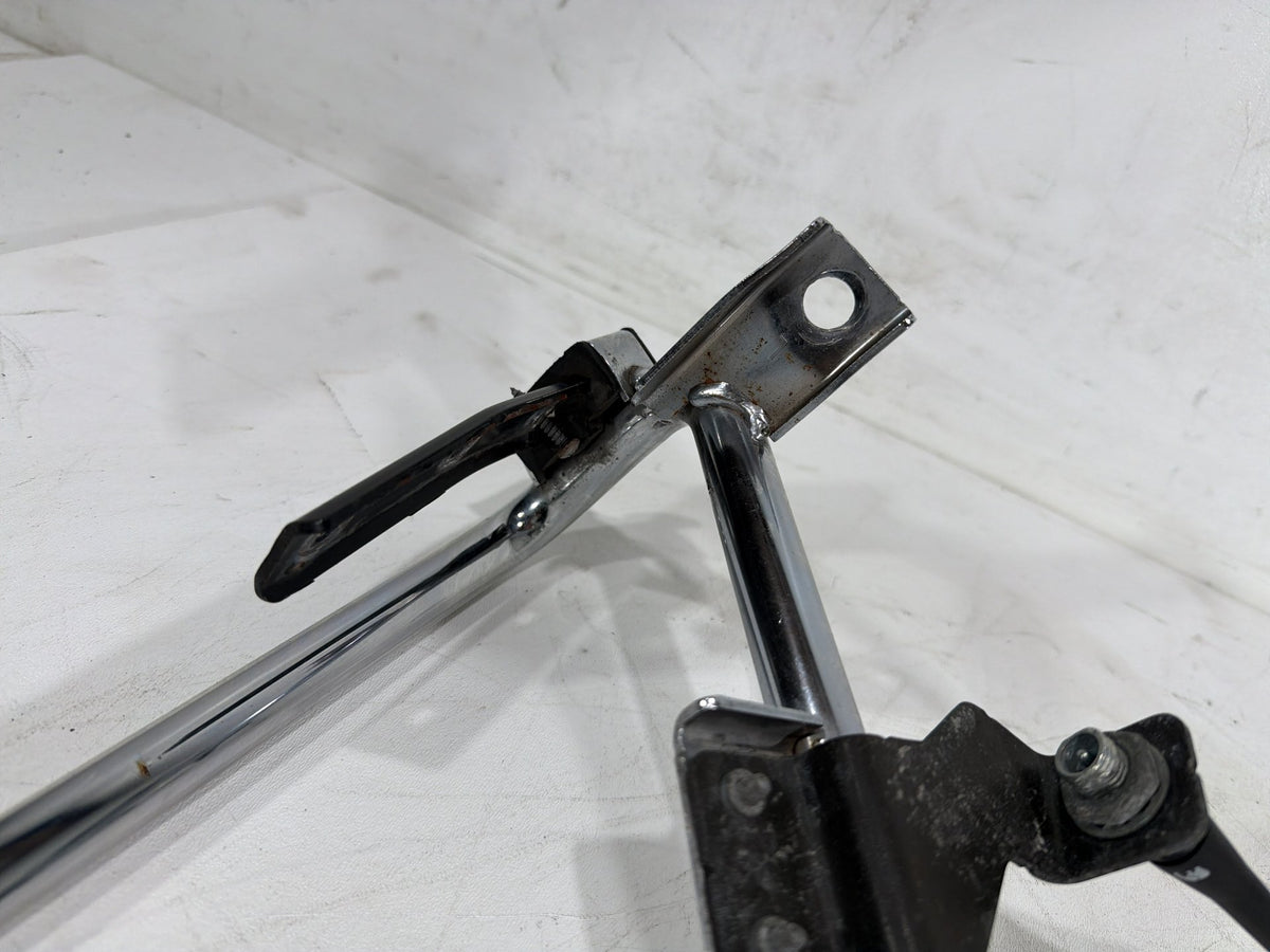 2009 Harley Street Glide Touring OEM Rear Left Right Saddlebag Guard Rails Bar