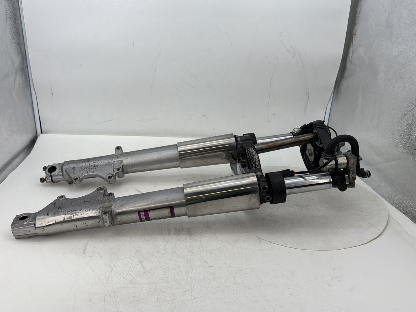 1995 Harley Touring FLHTCI Electra Glide Classic OEM Front Triple Tree Set & LH RH Fork Legs Sliders