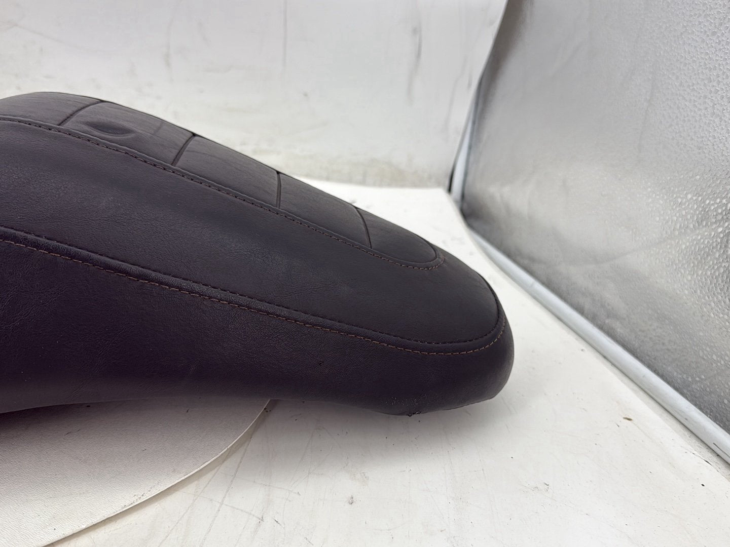 2006 Harley Dyna Super Glide Custom FXDCI OEM Passenger Rider Driver Seat Saddle