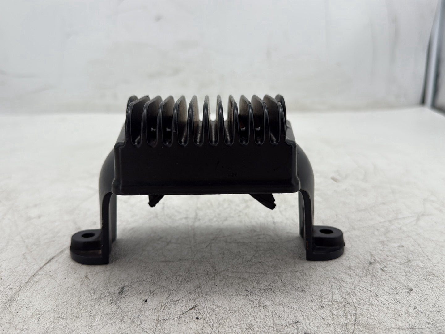 2009 Harley Street Glide Touring FLHX OEM Voltage Regulator Rectifier