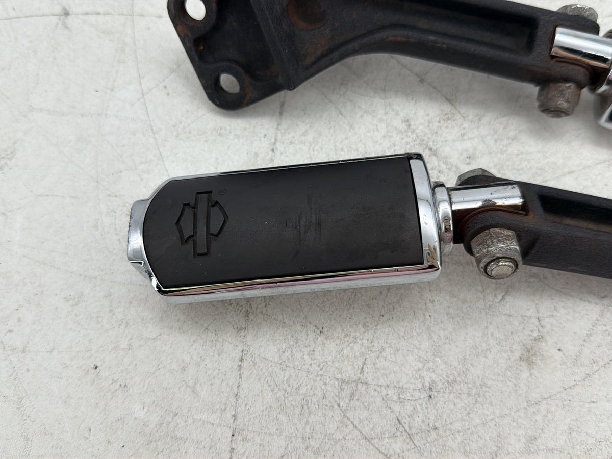 2007 Harley Dyna Street Bob FXDB OEM Passenger Left & Right Foot Pegs