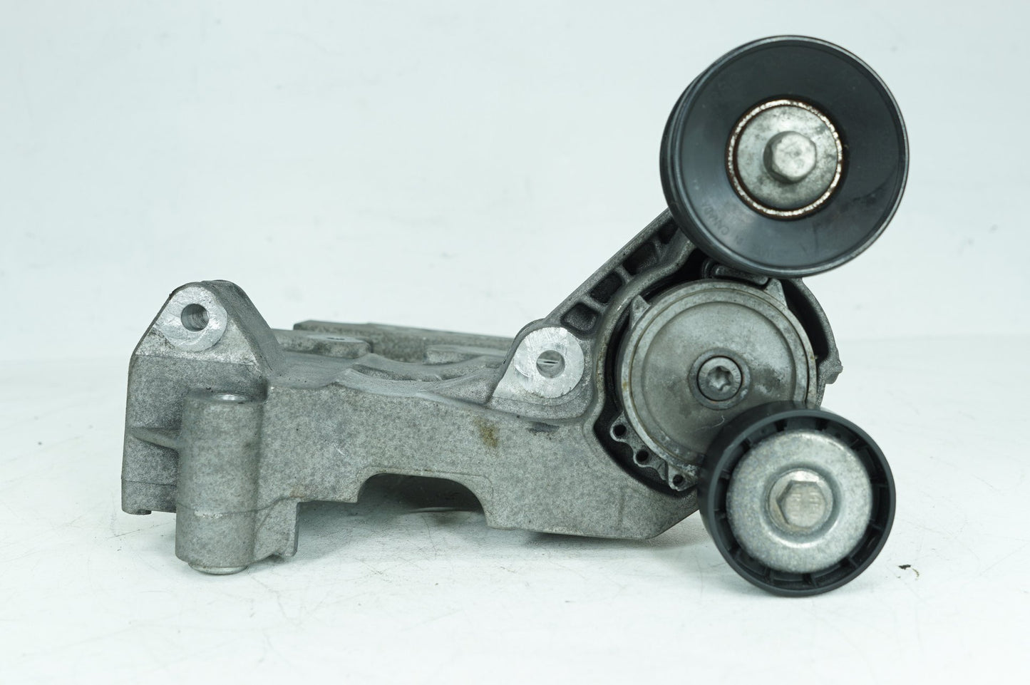 2013 - 2015 Jaguar XF  Rear Engine Mount Bracket