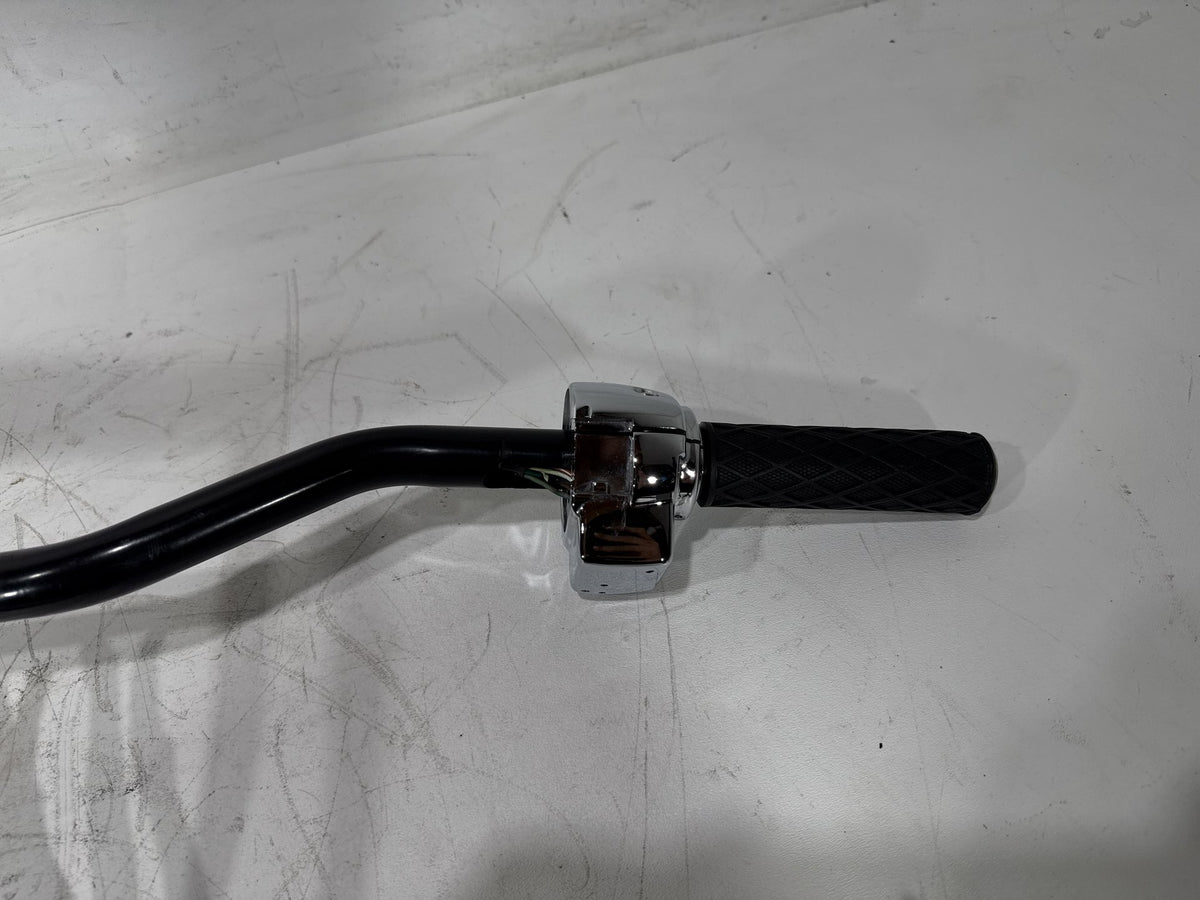 2006 Harley Street Glide Touring FLHX OEM Handlebars Left Right Switches Controls
