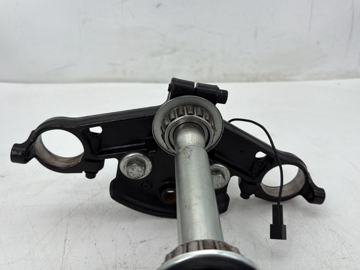 2018 Harley Electra Glide Touring Ultra OEM Front Fork Upper Lower Triple Tree