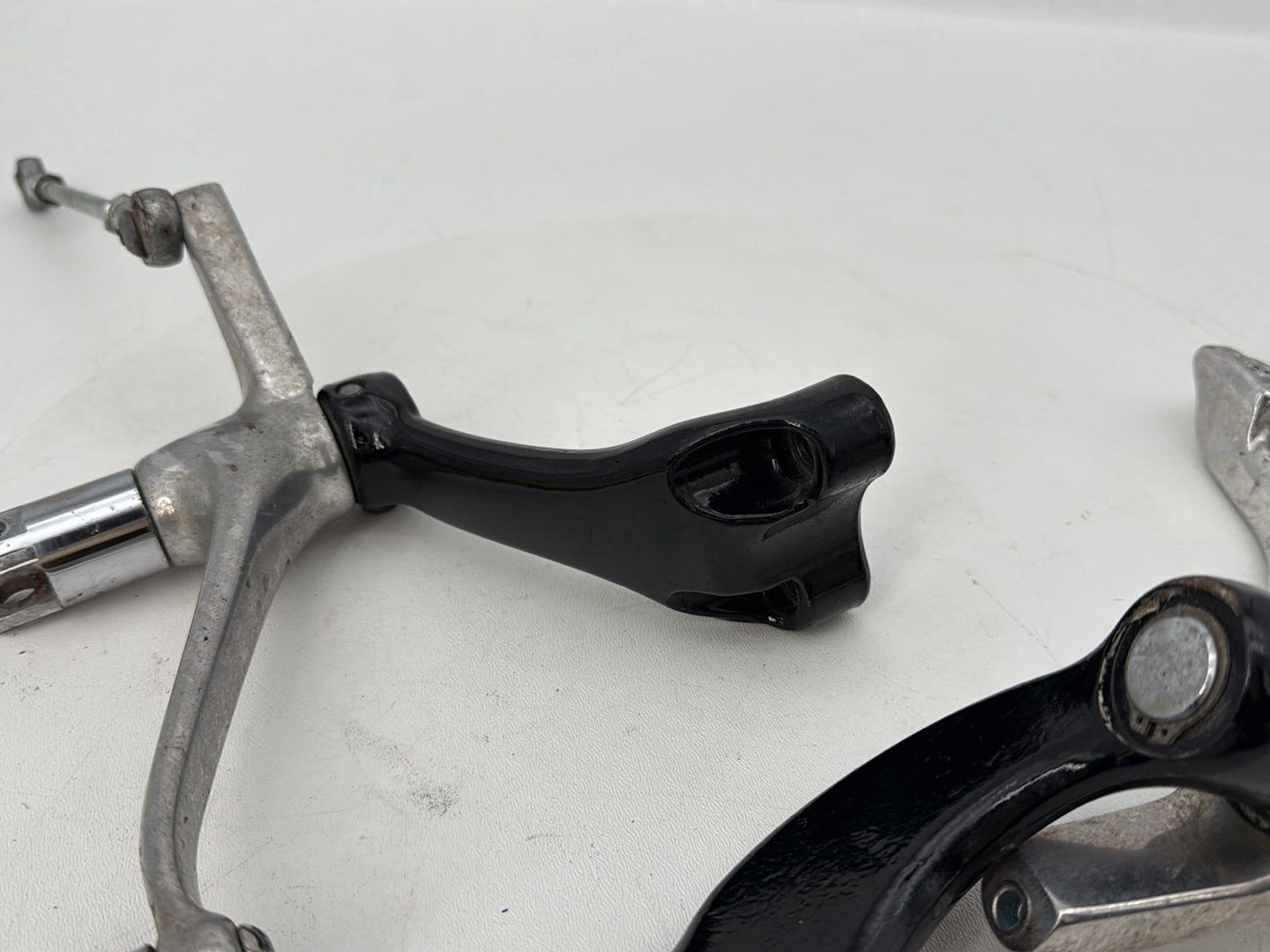 2004 - 2013 Harley-Davidson Sportster 883 Custom Left Right Foot Brake Control Pegs  	42651-04