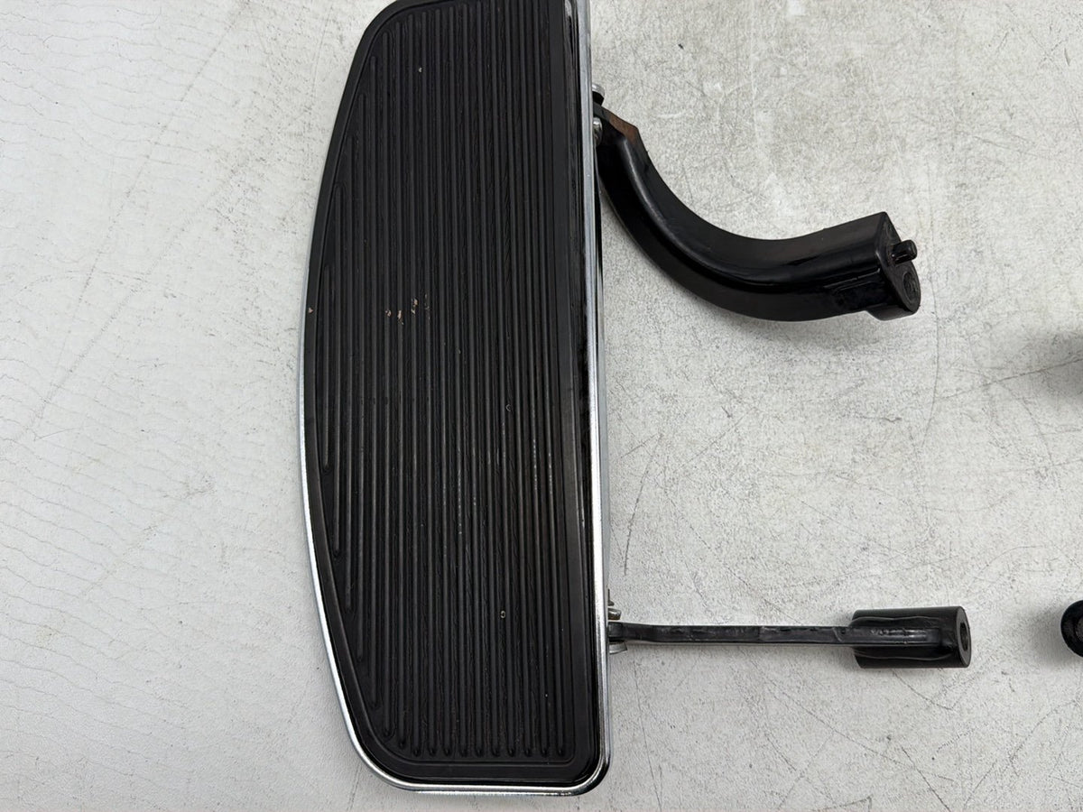 2012 Harley Electra Glide Touring Ultra OEM Left Right Driver Floorboard Foot Rest