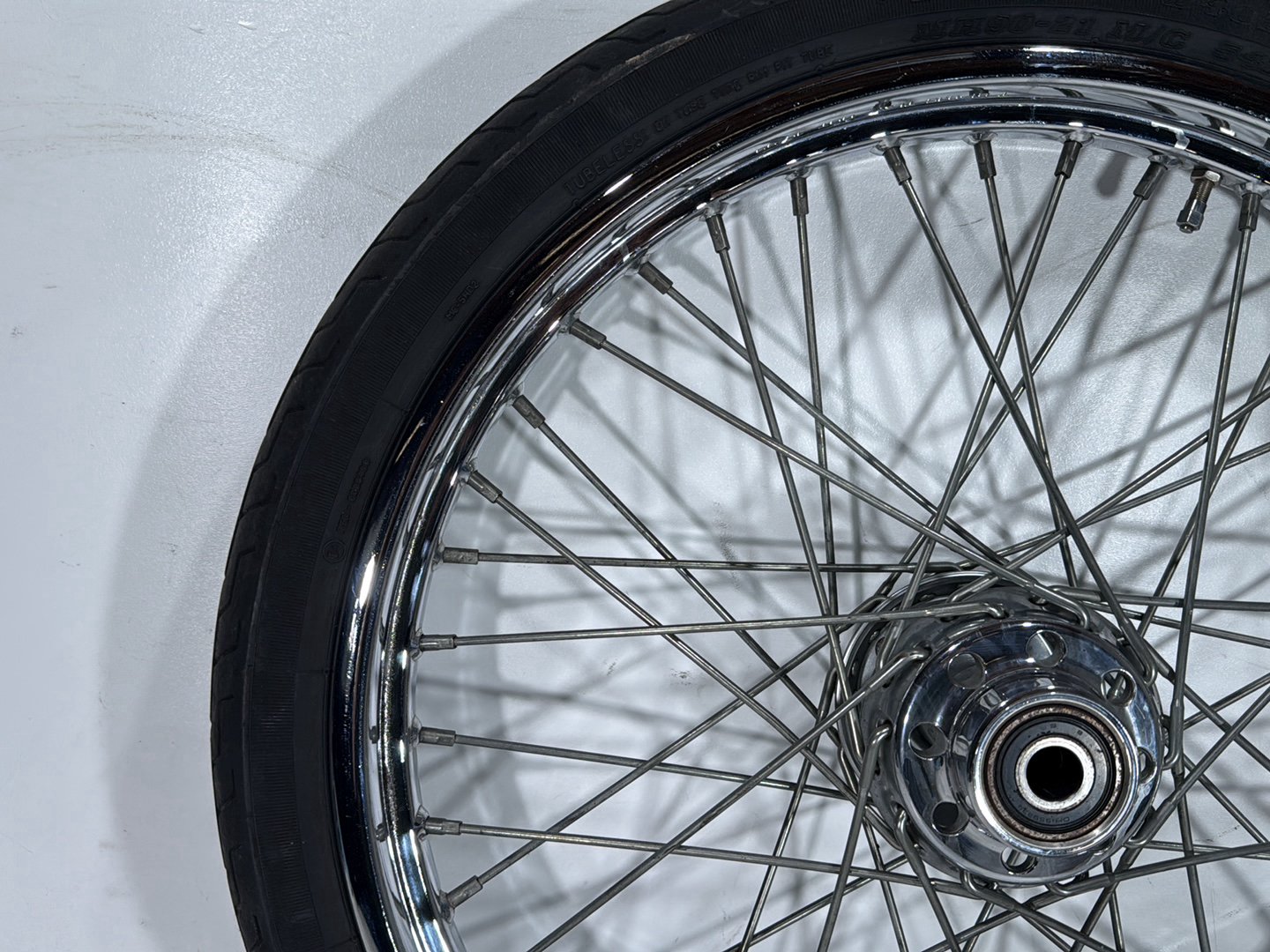 2000 Harley Dyna FXDWG Wide Glide OEM Front Wheel Rim Tire Spoked