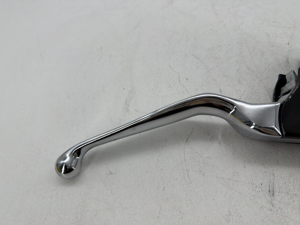 2002 Harley Electra Glide Touring OEM Front Right Brake Lever Master Cylinder