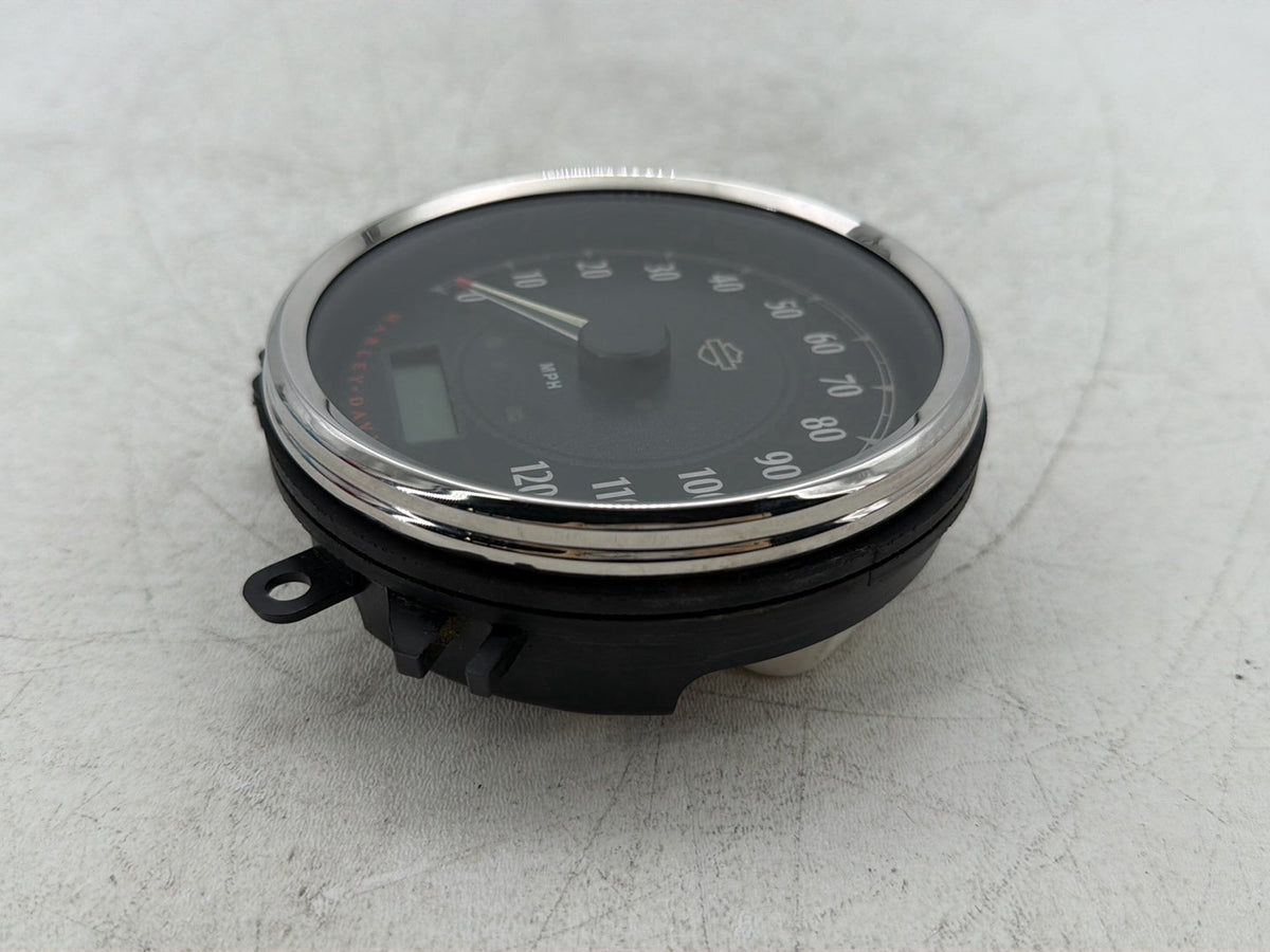 2014 Harley Dyna Switchback FLD OEM Speedo Speedometer Gauge Cluster 18K