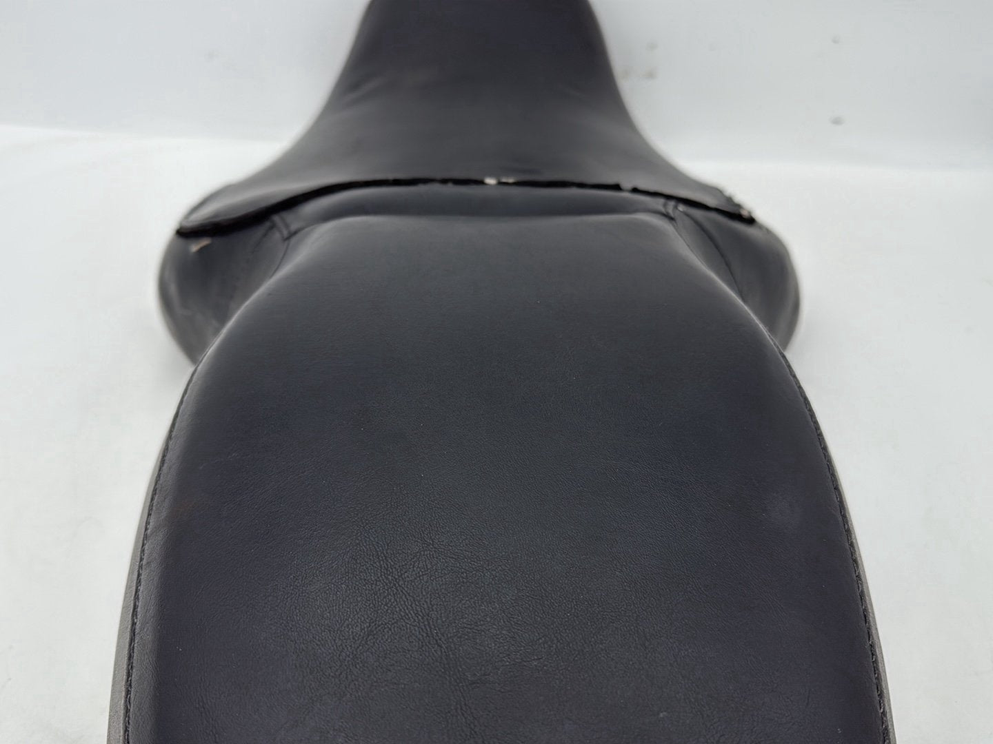 1999 - 2006 Harley-Davidson Touring Electra Glide Passenger Rider Driver Seat Saddle 51703-05