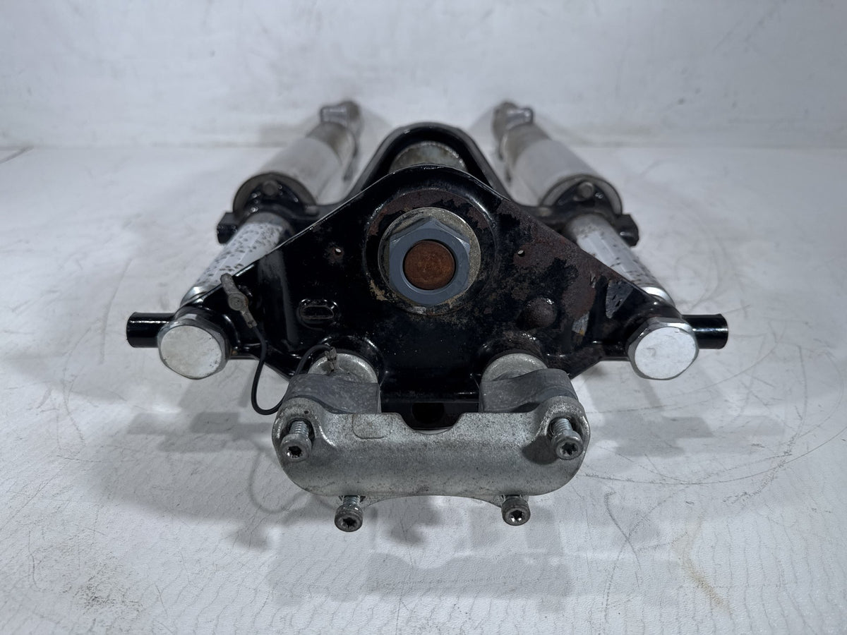 2011 Harley Street Glide Touring Front Triple Tree Set & LH RH Fork Legs Sliders