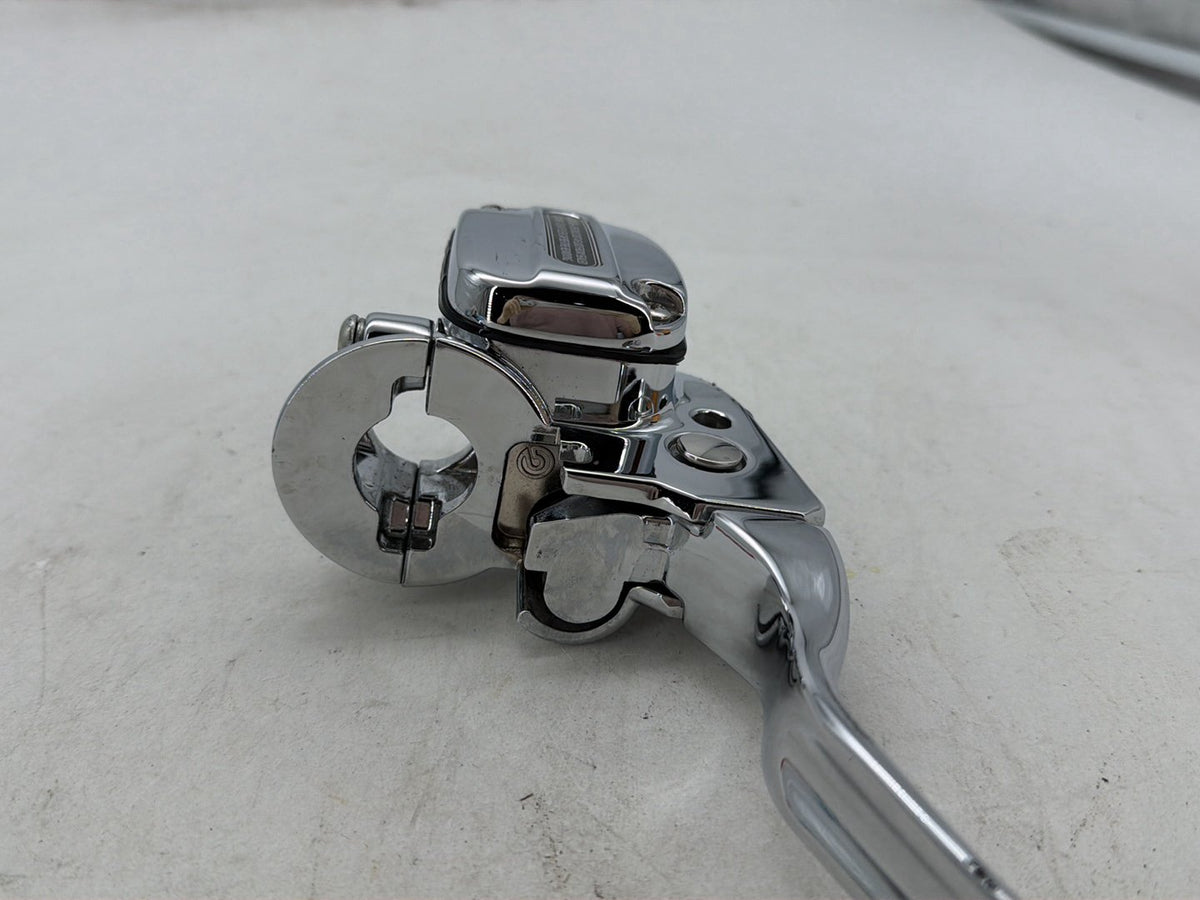 10 Harley Street Glide Touring OEM Front RH Brake Lever Master Cylinder CHROME