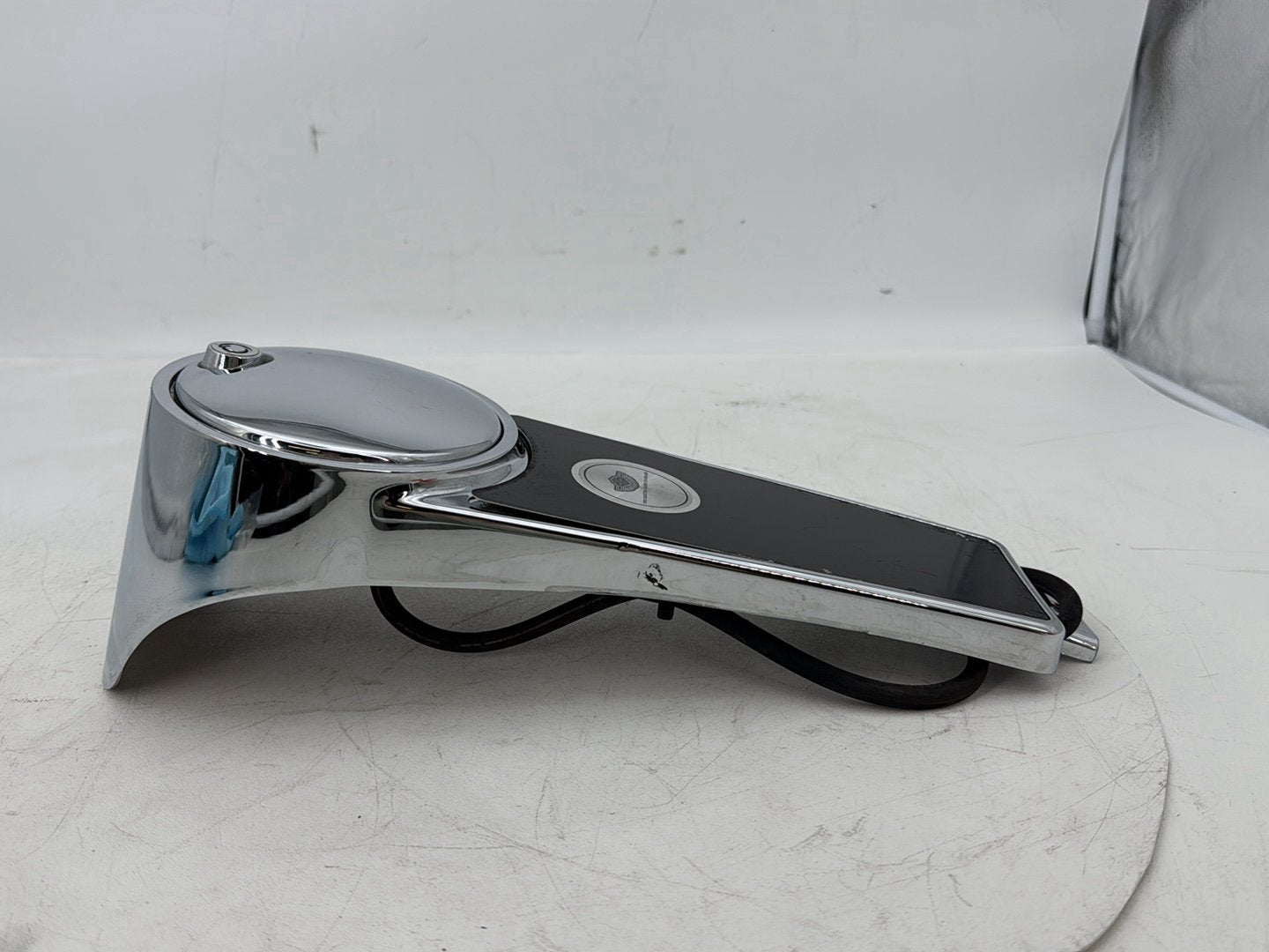 1999 - 2006 Harley-Davidson Touring Electra Glide Fuel Gas Tank Dash Console NOKey 61270-98A