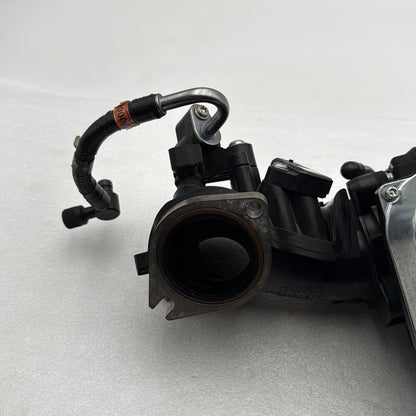 2018 - 2025 Harley-Davidson Softail Fat Bob 114 Engine Intake Manifold Throttle Body 27300122