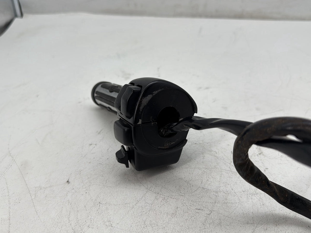 2006 Harley Touring FLHTCI Electra Glide Classic OEM Left Turn Signal Headlight Switches Controls