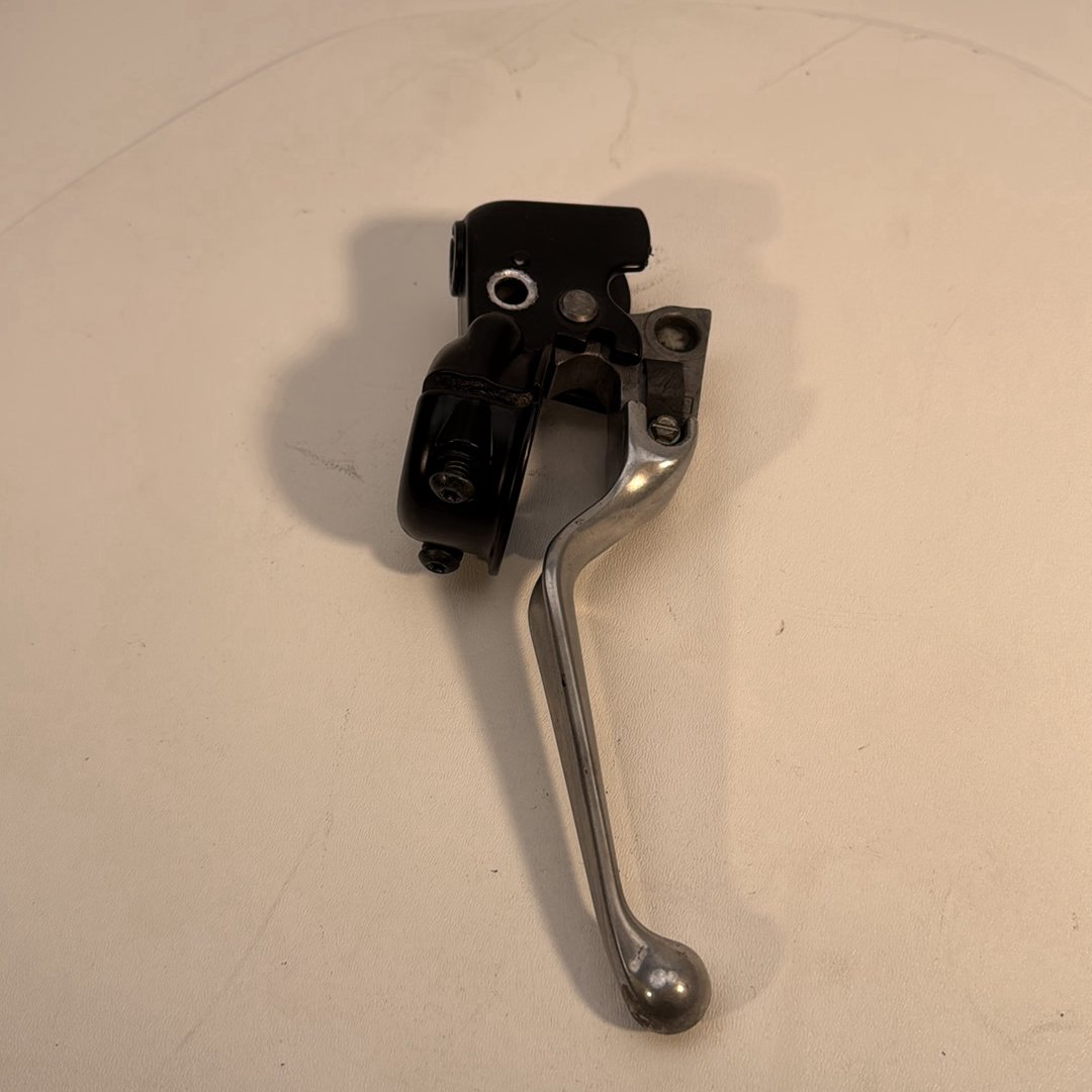 1984 - 1998 Harley-Davidson Touring Road King Police Front Left Hand Clutch Lever  	45015-96
