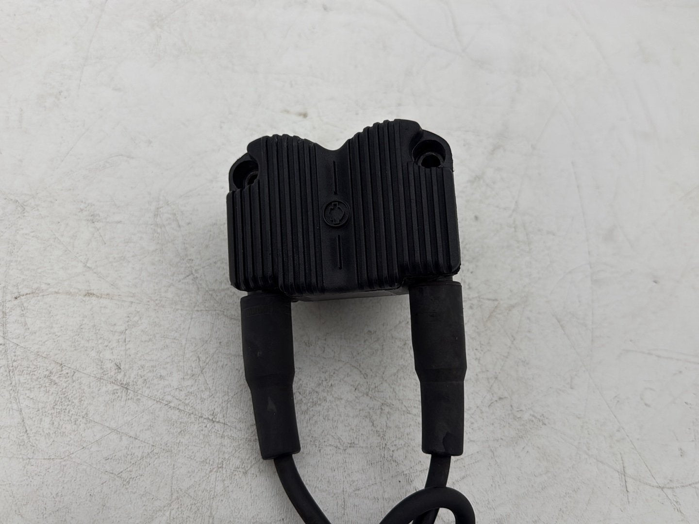 1999 - 2006 Harley-Davidson Dyna Super Glide Ignition Coil Spark Plugs Cable 31743-01