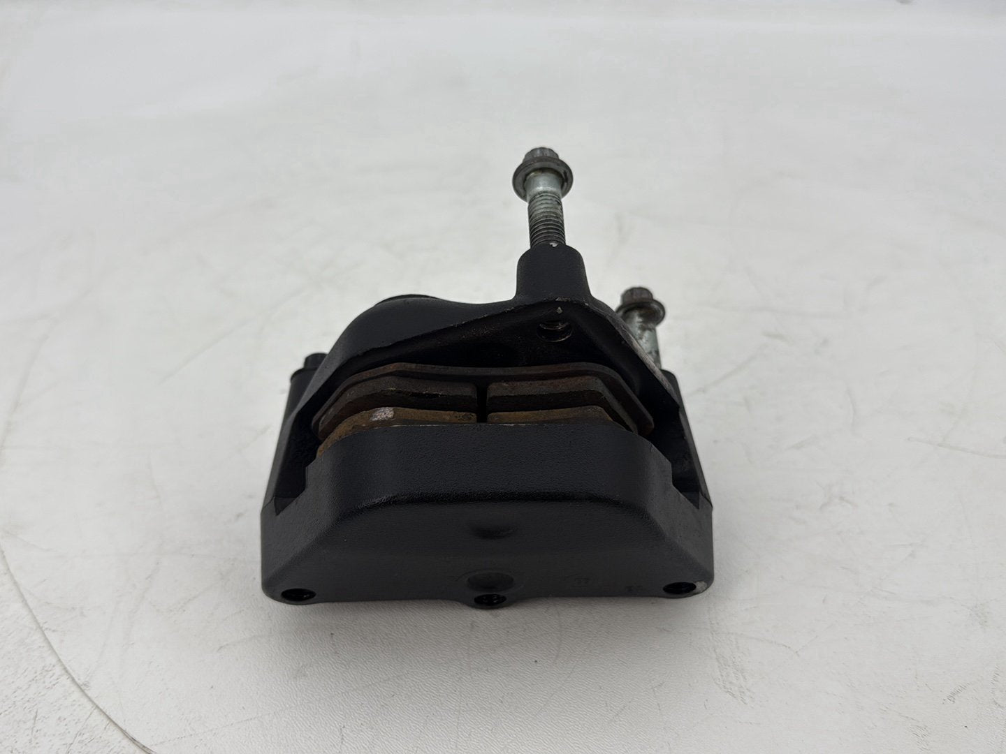 1999 - 2006 Harley-Davidson Touring Road King Police Front Right 1 Brake Caliper 44023-00C