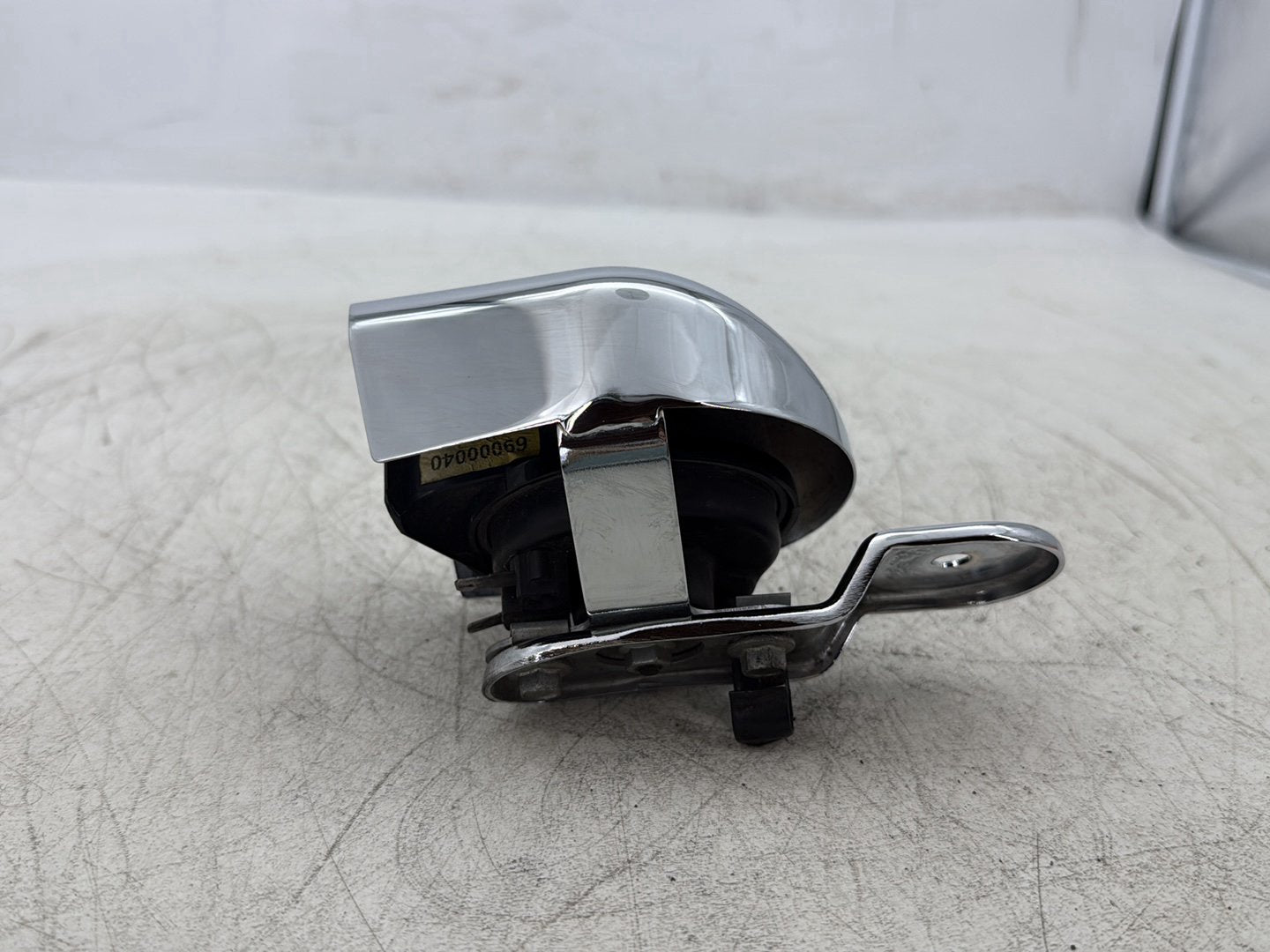 2016 Harley Road King Touring FLHR OEM Horn Signal Klaxon Chrome Cover