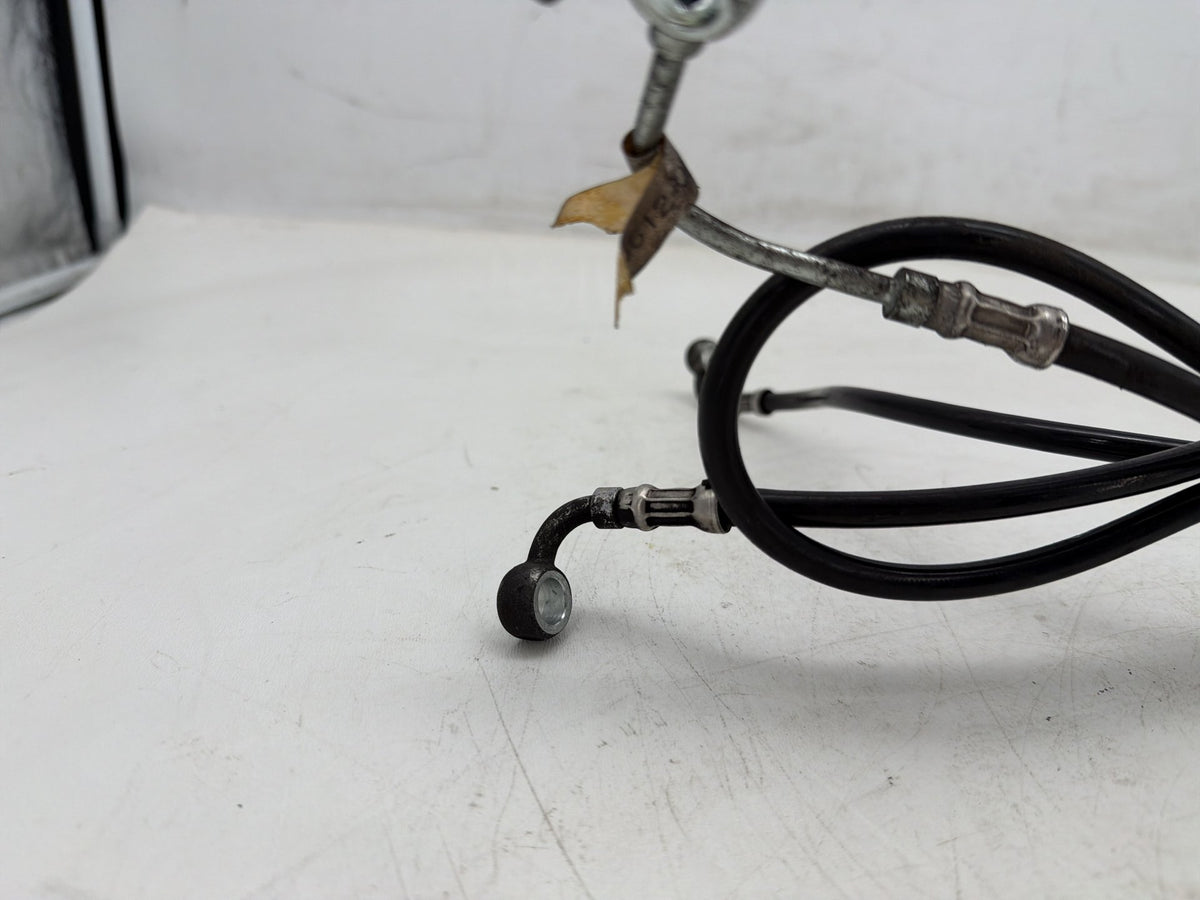 2010 Harley Electra Glide Touring Ultra OEM Front Brake Hose Line Pipe ABS