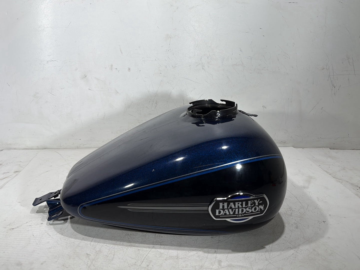 2012 Harley Electra Glide Touring Ultra OEM Fuel Gas Tank Gasoline Reservoir