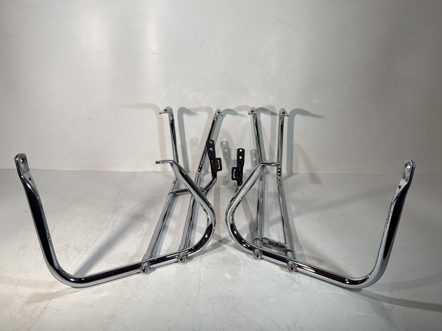 2007 - 2012 Harley-Davidson Touring Electra Glide Ultra Rear Left Right Saddlebag Guard Rails Bar 49193-93