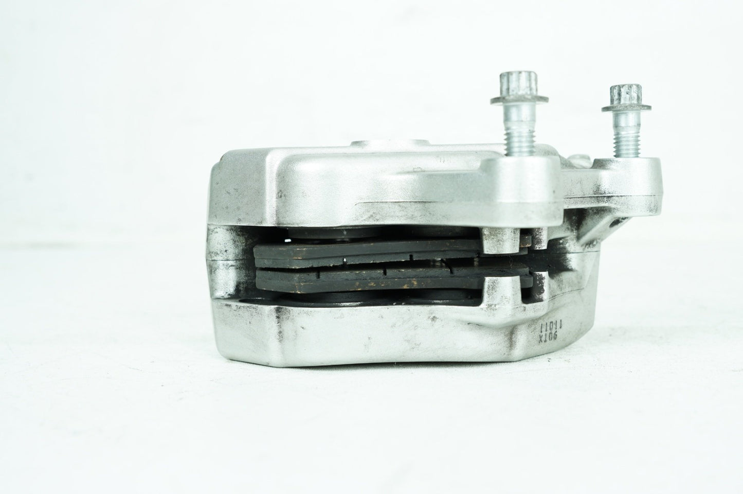 2007 - 2016 Harley-Davidson Touring CVO Electra Screamin Eagle Front Right 1 Brake Caliper 42939-08