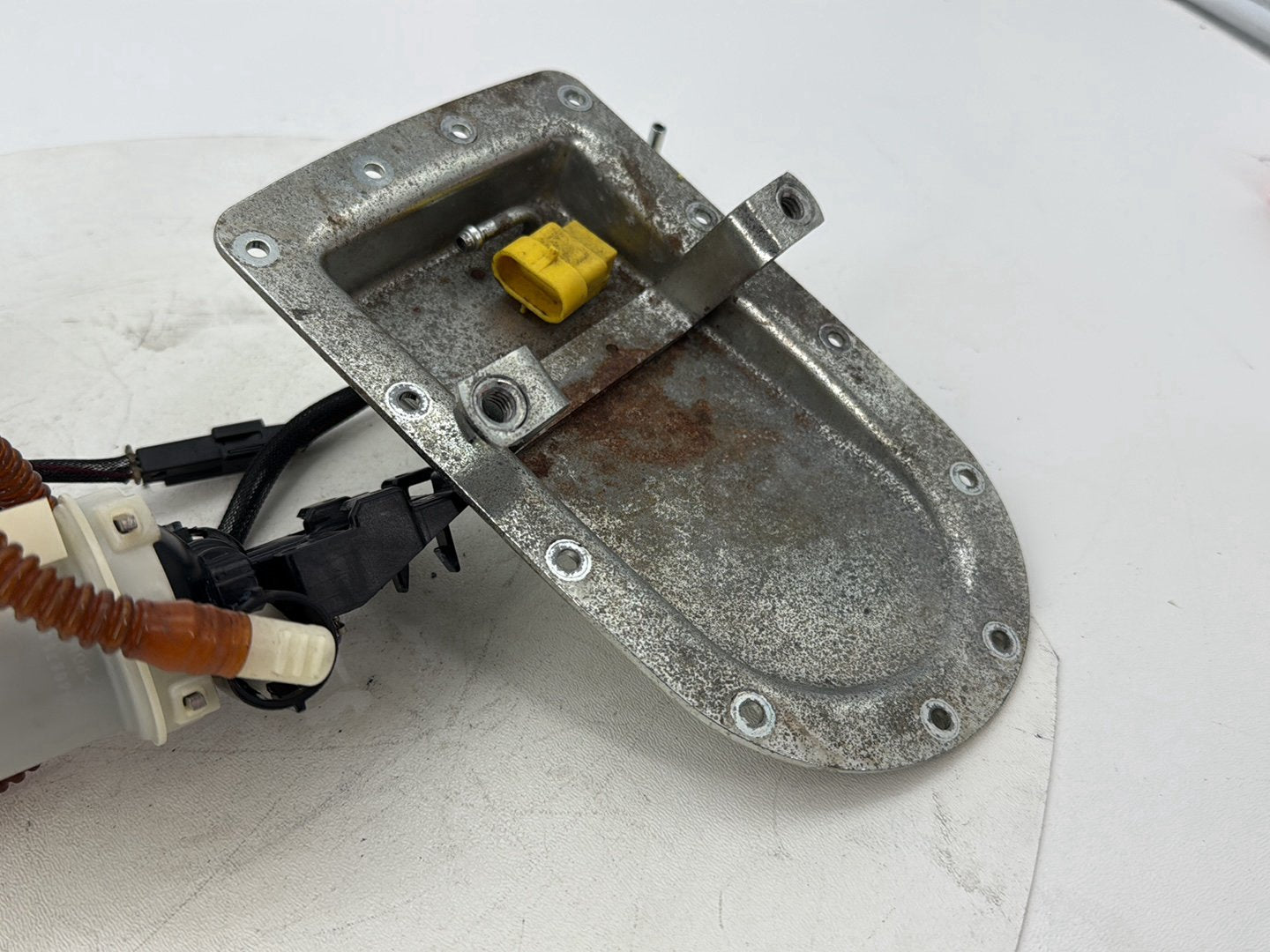 2012 Harley Dyna Fat Bob FXDF 103 OEM Fuel Pump Gas Gasoline Petrol Sending