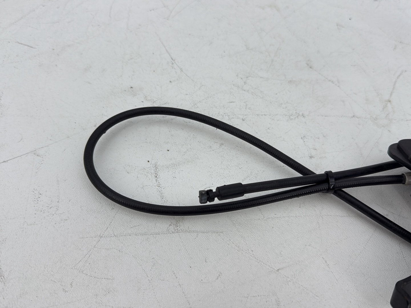2019 - 2023 Harley-Davidson Touring Street Glide Varilock Gas Spring Mount Bracket & Cable 02752046