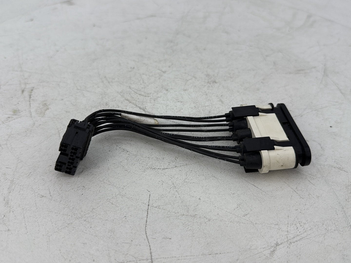 1999 - 2006 Harley-Davidson Touring Electra Glide Ultra Dash Indicator Lamp Wire Plug In 68789-96A