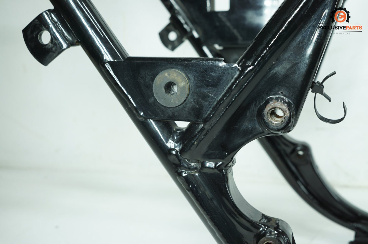 1999 - 2006 Harley-Davidson Touring Road King Classic Body Main Frame Chassis SLVG 47900-02A
