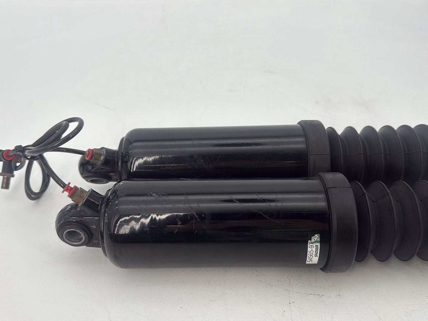 2005 Harley Touring FLHRCI Road King Classic OEM Rear Left Right Shock Absorbers
