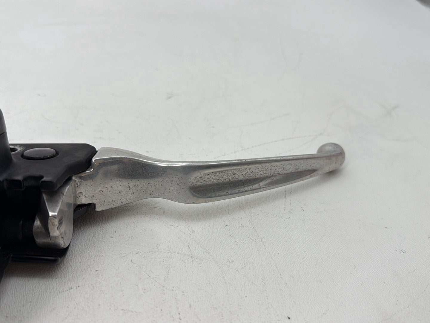 2008 Harley Road King Touring FLHR OEM Front Right Brake Lever Master Cylinder