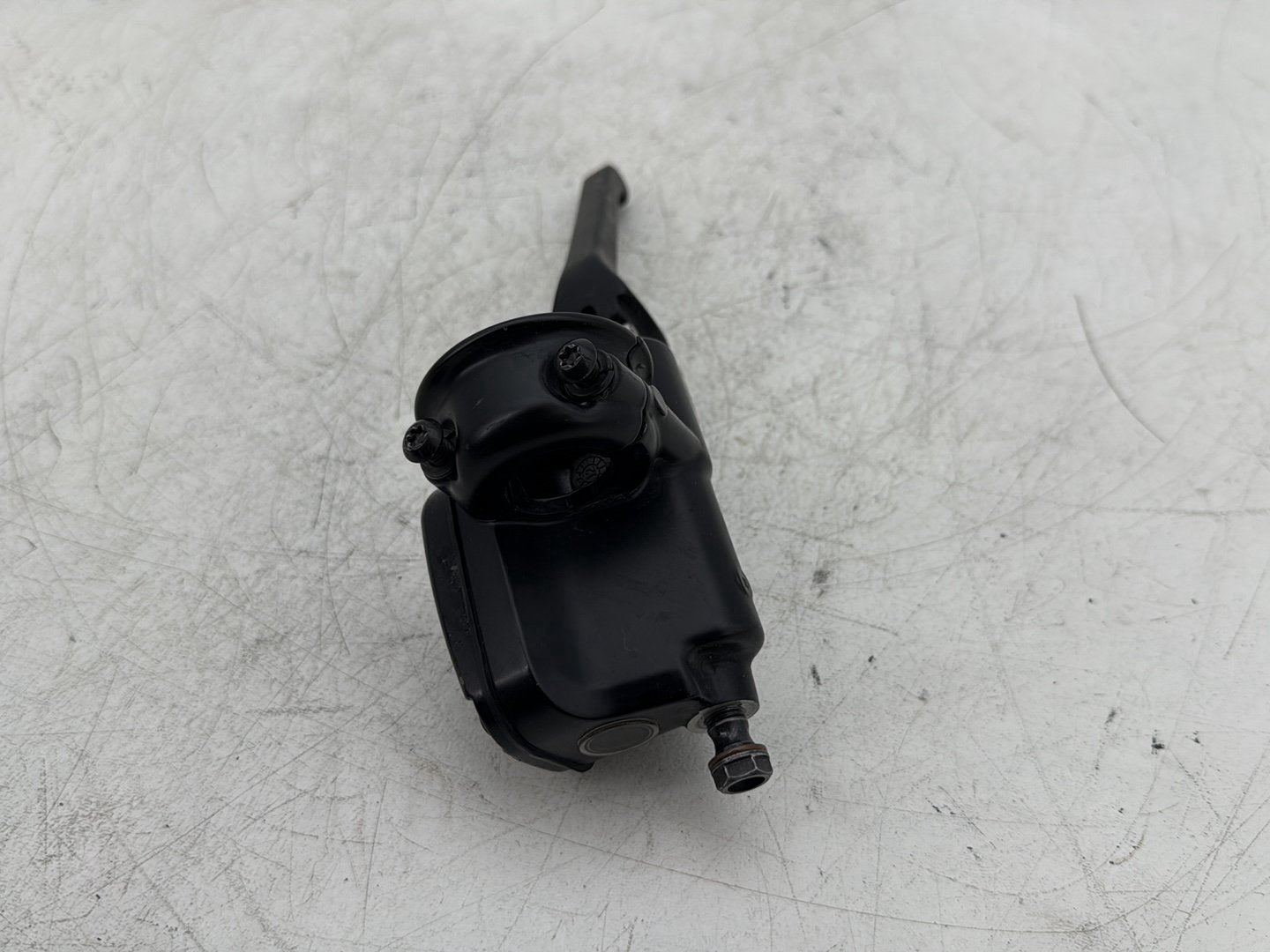 2012 Harley Road Glide Touring FLTRX Custom OEM Front Right Brake Lever Master Cylinder