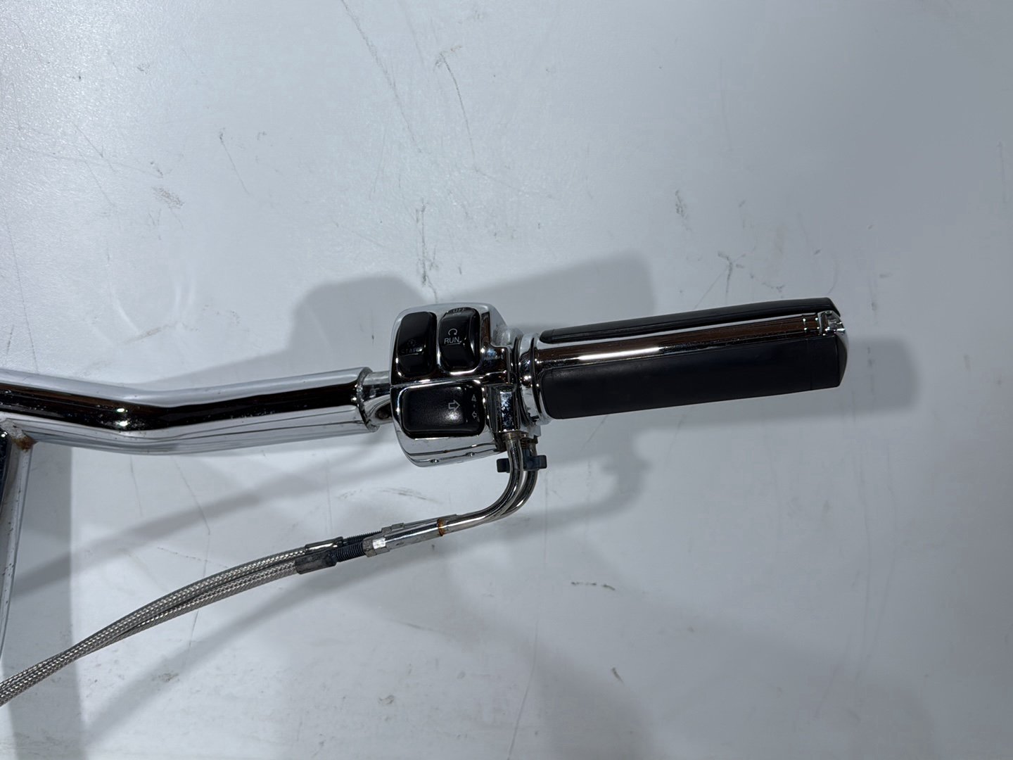 2000 Harley Dyna FXDWG Wide Glide OEM Handlebars Left Right Switches Controls