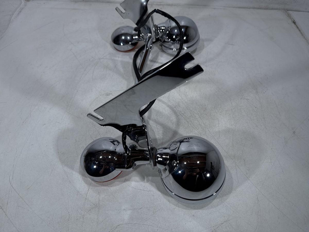 2002 Harley Electra Glide Touring OEM Front Turn Signal Indicators Aux Light Bar