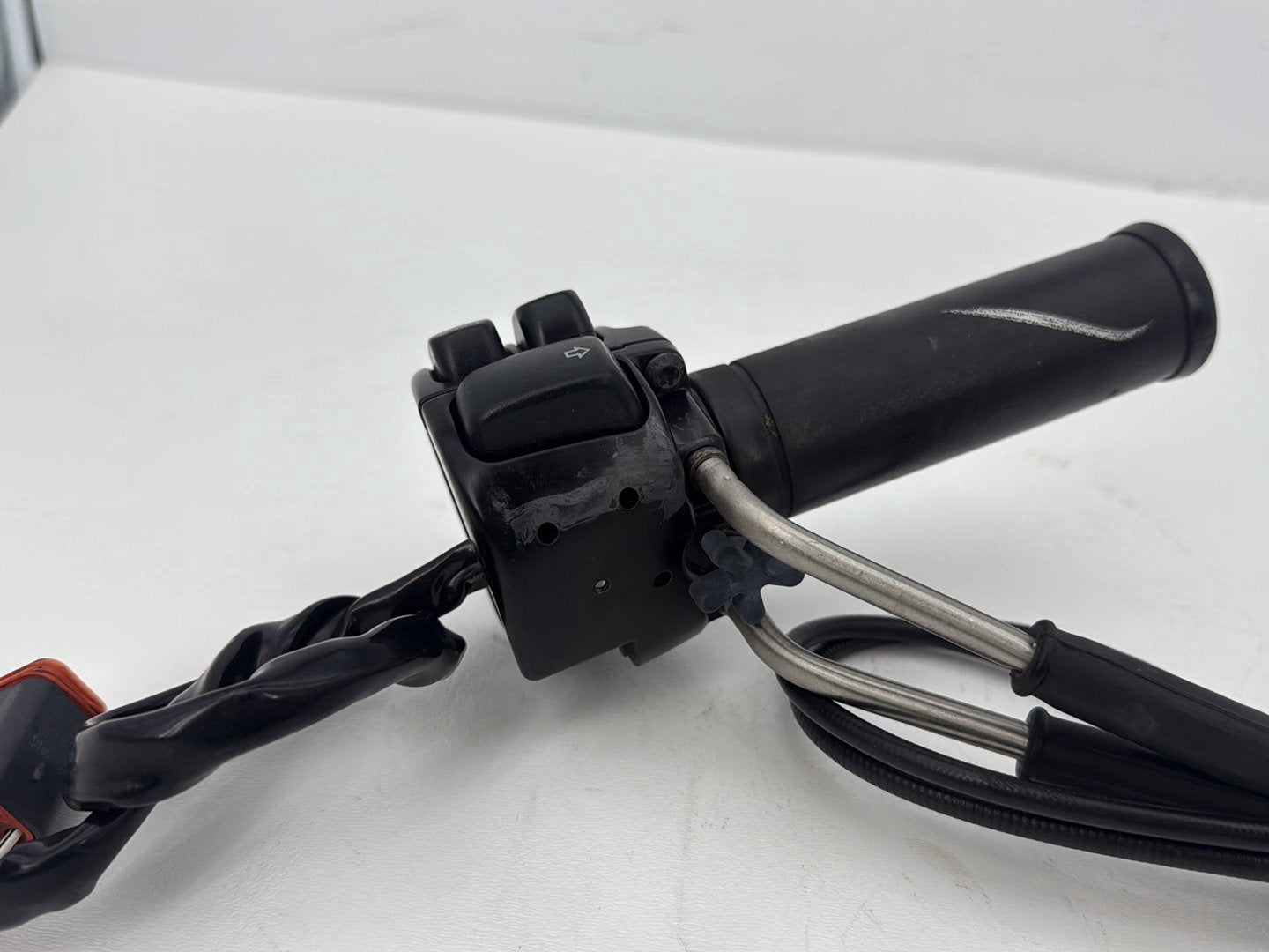 2003 Harley Sportster XL1200C 1200 Custom Anniversary OEM Right Engine Start Kill Switches Controls