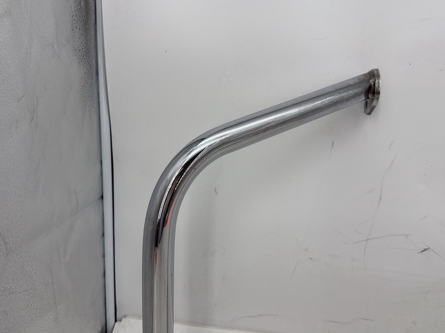 2006 Harley Electra Glide Touring Classic FLHTCI OEM Front Engine Crash Highway Bar Guard