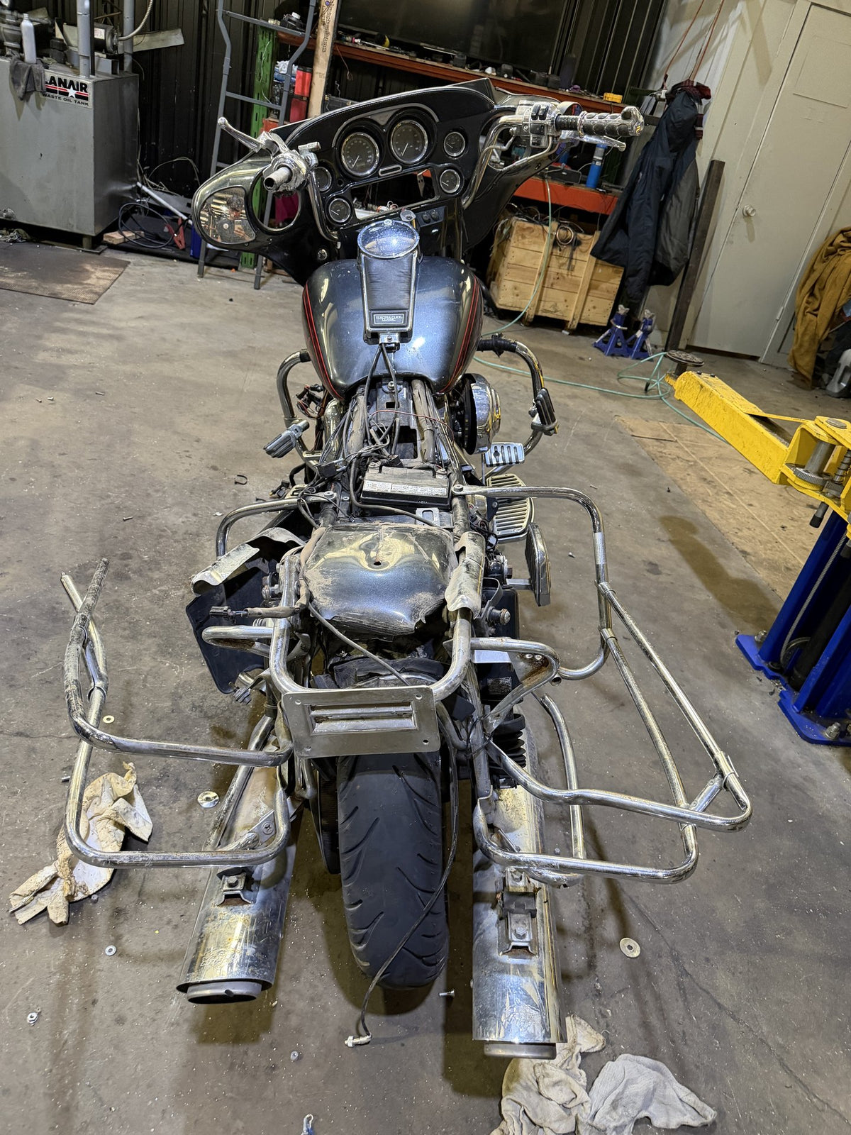 1999-2006 Harley-Davidson Electra Glide FLHT Touring