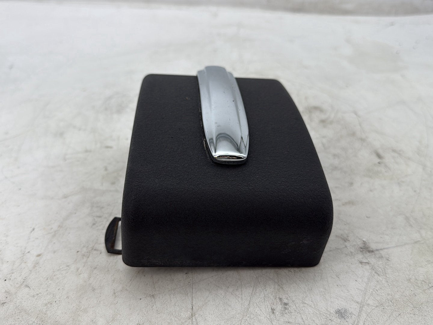 2012 Harley Dyna FXDF Fat Bob OEM Electrical Panel Holder Bracket Carrier Caddy