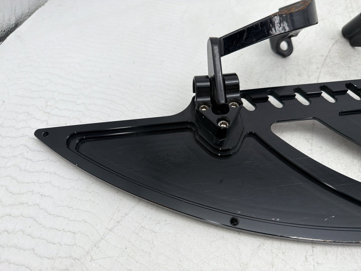 10 Harley Road King Touring Police Left Right Driver & Pass Floorboard Foot Rest